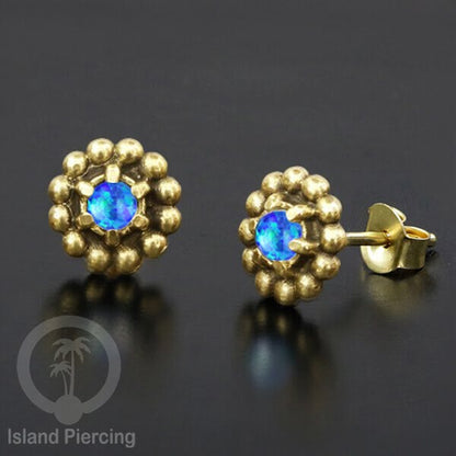 Anting Stud Kuningan dengan Opal Biru Brass Ear-studs with Blue Opal