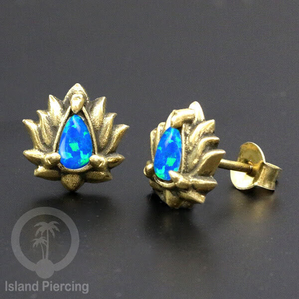 Anting Stud Kuningan dengan Opal Biru Brass Ear-studs with Blue Opal