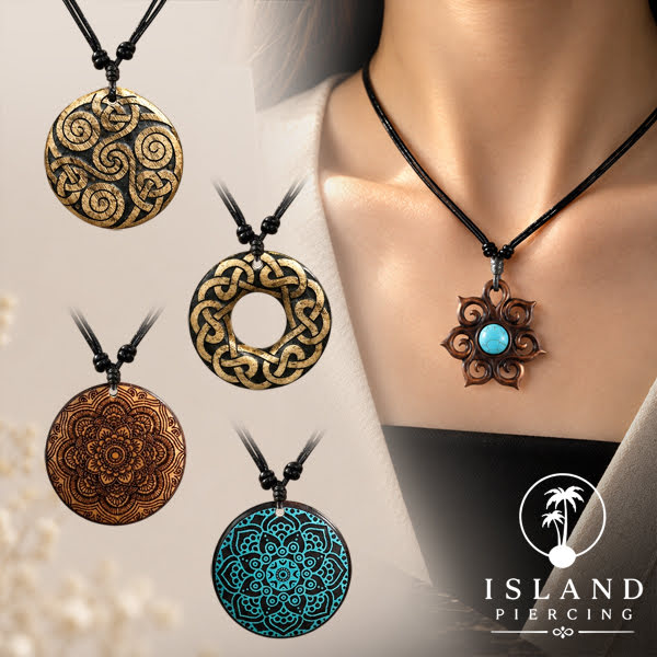 Kalung bandul kayu ukiran yang istimeva dari Bali Carved Wood Pendant Necklaces Bali Style