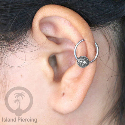 BCR Piercing Stainless dengan dekorasi bola Kuningan putih banyak pilihan motif