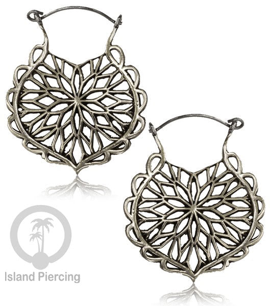 White Brass Tribal Earrings, Anting Kuningan Putih pilihan desain Etnik Pulau Bali