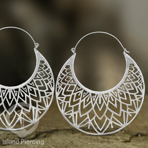 Anting Kuningan Putih besar, Anting Mandala, Tribal White Brass Earring