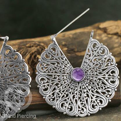 Anting Mandala besar dengan Batu tersedia dalam Kuningan dan Kuningan putih, Brass Earring