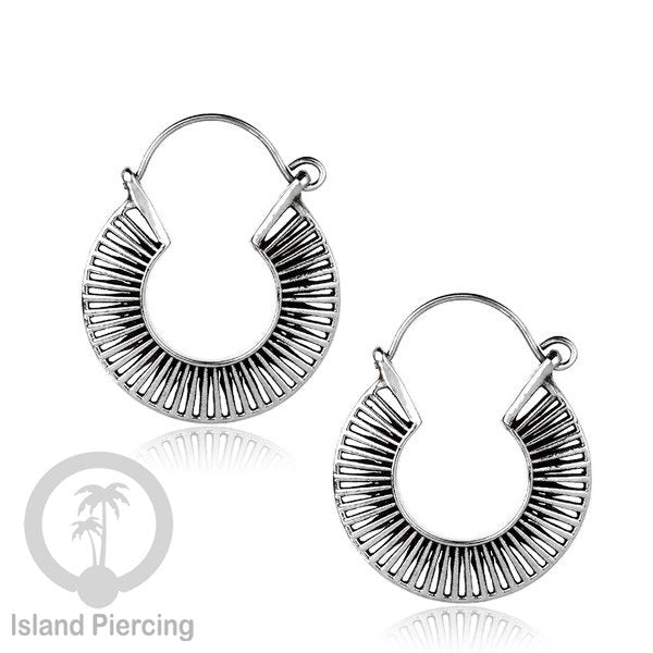 Anting Kuningan Putih inspirasi Pulau Bali, White Brass Earring Bali Style