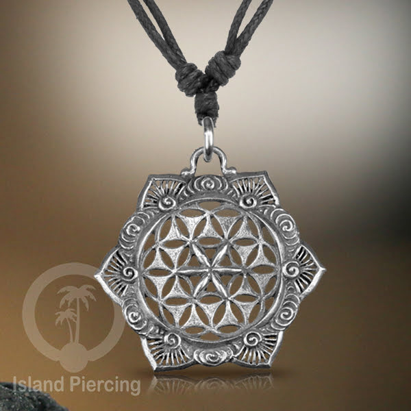 Kalung Liontin Kuningan Putih motif Mandala White Brass Pendant Necklace Sacred Geometry