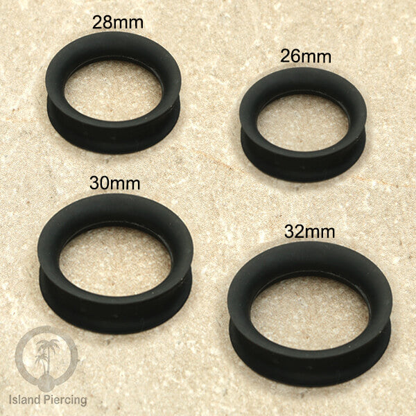 Ear-tunnel Silicone Anting Piercing Silikon Double flair Warna hitam ukuran 4-40mm