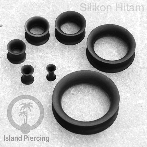 Ear-tunnel Silicone Anting Piercing Silikon Double flair Warna hitam ukuran 4-40mm