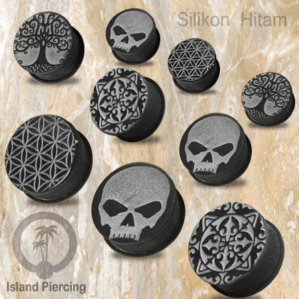 Ear-Plug Silicone Anting Piercing Silikon tindik plug warna hitam dengan ukiran motif polular