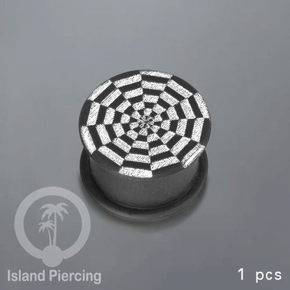 Ear-Plug Silicone Anting Piercing Silikon tindik plug warna hitam dengan ukiran motif polular