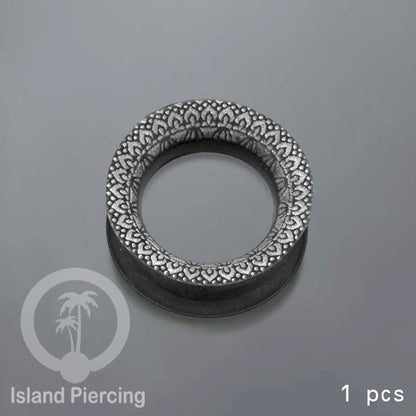 Ear-tunnel Silicone Anting Piercing Silikon Double flair Warna hitam dengan ukiran