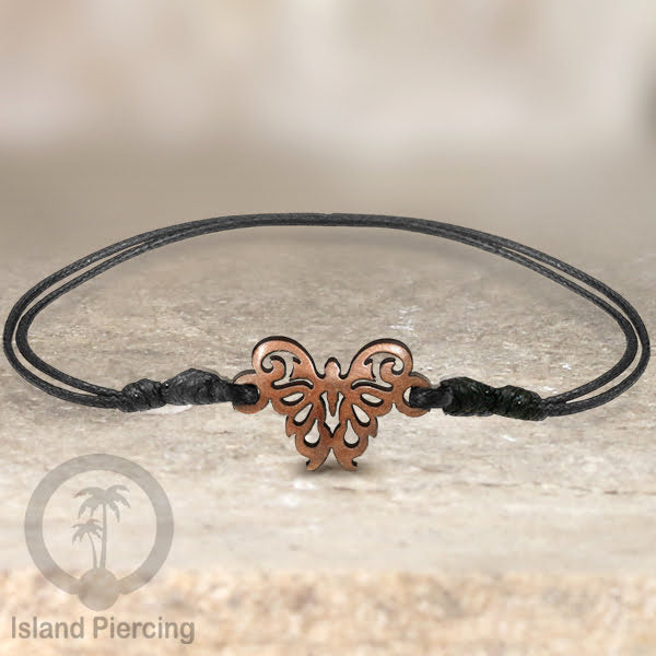 Gelang Tangan Tali yang pakai Liotin kayu model yang menarik, cocok untuk semua umur