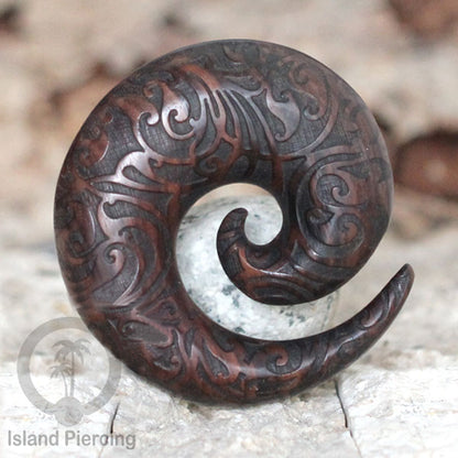 Tindik Anting Piercing Kayu Sono Ear-weight untuk anting lubang besar ukiran tangan