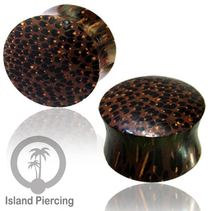 Plug tindik buatan tangan dari kayu yang macam-2.Wood plug Piercing Ear Plug kualitas sangat bagus.
