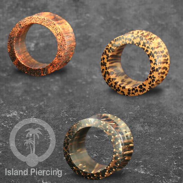 Ear Tunnel tindik buatan tangan dari kayu Aren, Kelapa dan Honey wood.