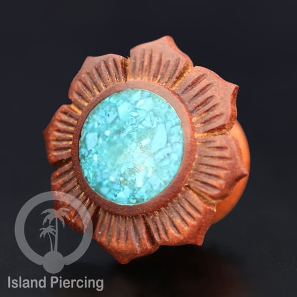 Plug kayu yang ukir pakai tangan. Banyak pilihan tindik kayu dan Earr tunnels