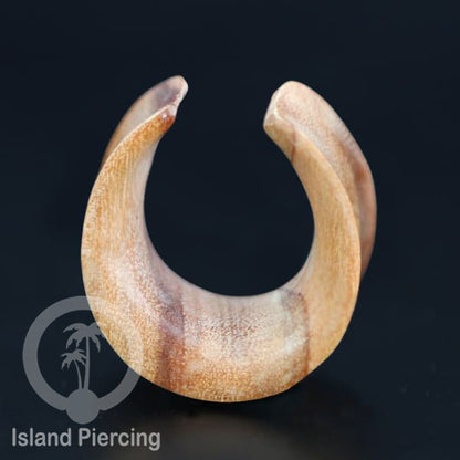 Wooden Ear Saddle Plug Piercing Anting Tindik Kayu buatan tangan dari Kayu Olive dan Kayu Asam