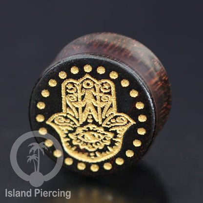 Ear Plug kayu tindik gauge besar dengan ukuran tangan dan inlay resin dan cat warna emas