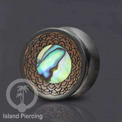 Wooden ear plugs engraviir dan pasang matu onyx dan kerang abelone Tindiik gauge besar yang istemewa