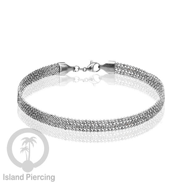 Gelang Tangan dari baja stainless warna silver. Model lebar 3-5 rantai.