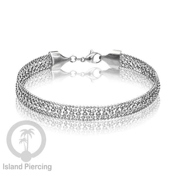Gelang Tangan dari baja stainless warna silver. Model lebar 3-5 rantai.