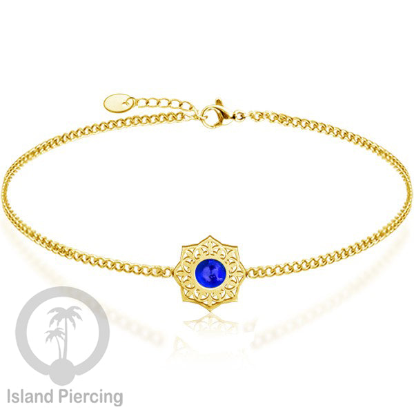 Gelang stainless steel berornamen dengan berbagai desain dan batu epoksi berwarna. Warna gold.