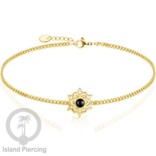 Gelang mandala dari stainless steel dengan berbagai desain dan batu epoksi berwarna. Warna gold.