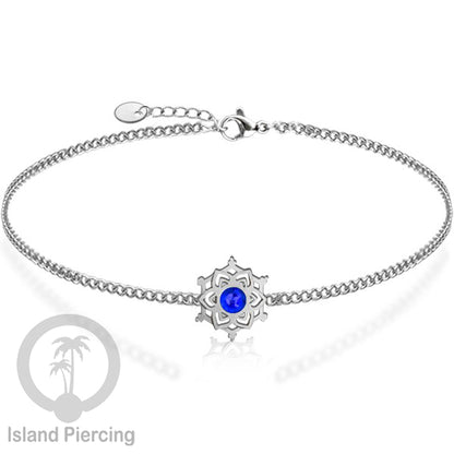 Gelang mandala dari stainless steel dengan berbagai desain dan batu epoksi berwarna. Warna silver.