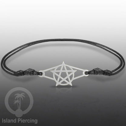 Gelang Tangan buatan baja Stainless Steel warna silver banyak pilihan motif. Cocok untuk Anak dan Dewasa