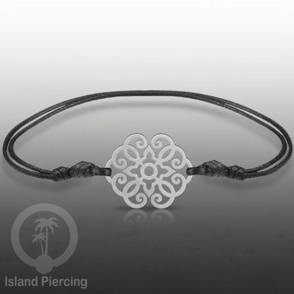 Gelang Tangan buatan baja Stainless Steel warna silver banyak pilihan motif. Cocok untuk Anak dan Dewasa