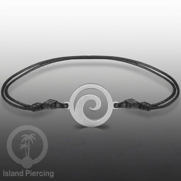 Gelang Tangan dari baja Stainless Steel warna silver banyak pilihan desain yang asyk, cocok untuk semua umur