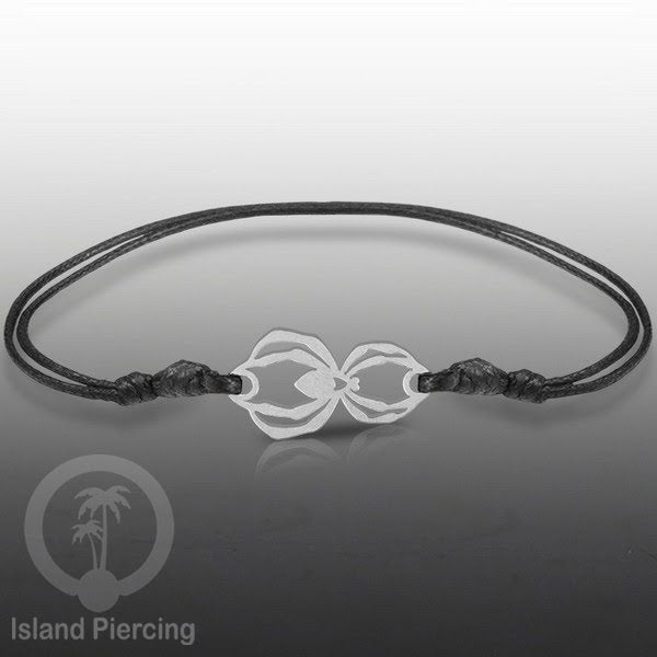 Gelang Tangan dari baja Stainless Steel warna silver banyak pilihan desain yang asyk, cocok untuk semua umur