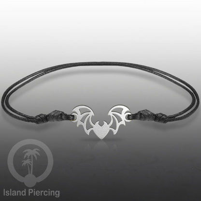 Gelang Tangan dari baja Stainless Steel warna silver banyak pilihan desain yang asyk, cocok untuk semua umur