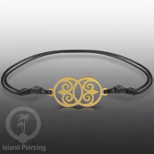 Gelang Tangan dari baja Stainless Steel warna gold banyak pilihan desain yang asyk, cocok untuk semua umur