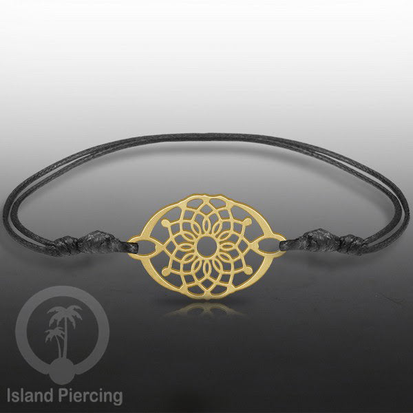 Gelang Tangan dari baja Stainless Steel warna gold banyak pilihan desain yang asyk, cocok untuk semua umur