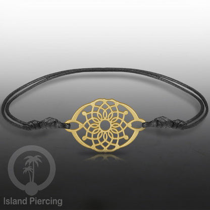 Gelang Tangan dari baja Stainless Steel warna gold banyak pilihan desain yang asyk, cocok untuk semua umur