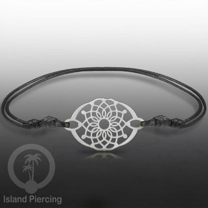 Gelang Tangan dari baja Stainless Steel warna silver banyak pilihan desain yang asyk, cocok untuk semua umur