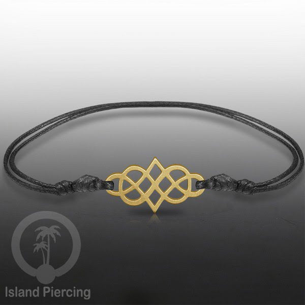 Gelang Tangan dari baja Stainless warna gold dengan pilihan desain yang cocok untuk semua umur