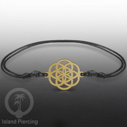 Gelang Tangan dari baja Stainless warna gold dengan pilihan desain yang cocok untuk semua umur