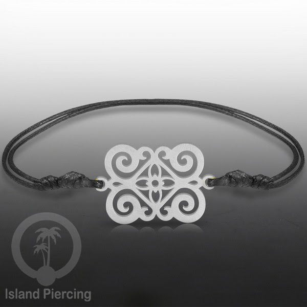 Gelang Tangan unik dari Stainless Steel warna silver tersedia pilihan desain yang istemewa