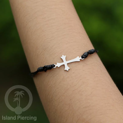 Gelang Tangan unik dari Stainless Steel warna silver tersedia pilihan desain yang istemewa