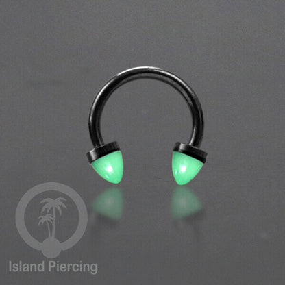 Circular Barbell Piercing dan Septum Jewelry warna hitam dengan batu bentuk peluru