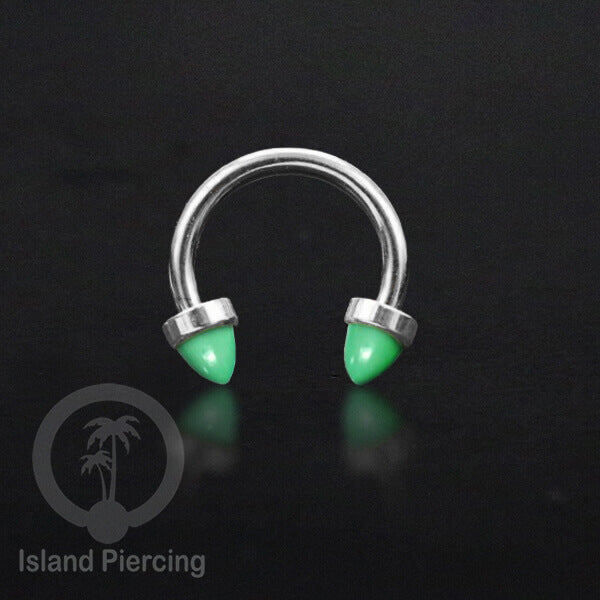 Circular Barbell Piercing dan Septum Jewelry warna silver dengan batu bentuk peluru
