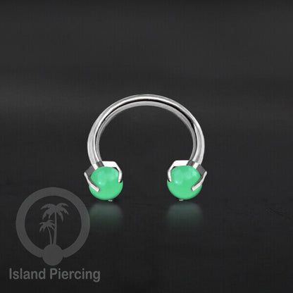 Circular Barbell Piercing dan Septum Jewelry warna silver dengan batu bentuk bola