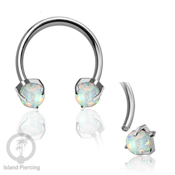 Circular Barbell Piercing dan Septum Jewelry warna silver dengan batu bentuk bola