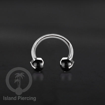 Circular Barbell Piercing dan Septum Jewelry warna silver dengan batu bentuk bola