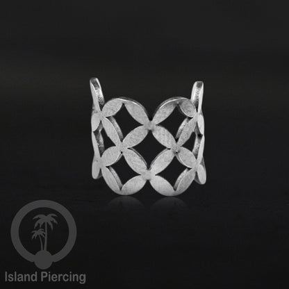 Steel Ear-cuffs warna silver, anting perhiasan stainless jepitan telinga motif yang hanya dapat di toko Island Piercing