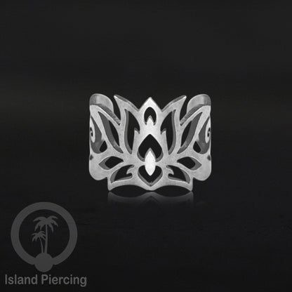 Steel Ear-cuffs warna silver, anting perhiasan stainless jepitan telinga motif yang hanya dapat di toko Island Piercing