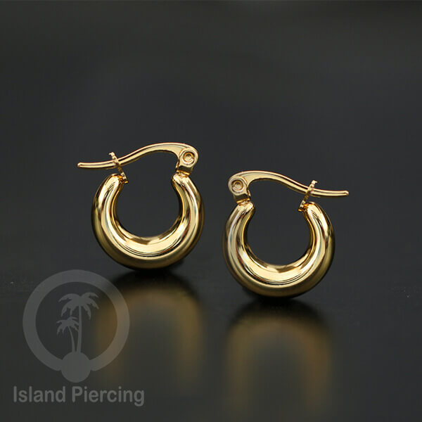 Anting hoop yang sedikit tebal buatan stainless steel earring, pilihan warna gold dan silver