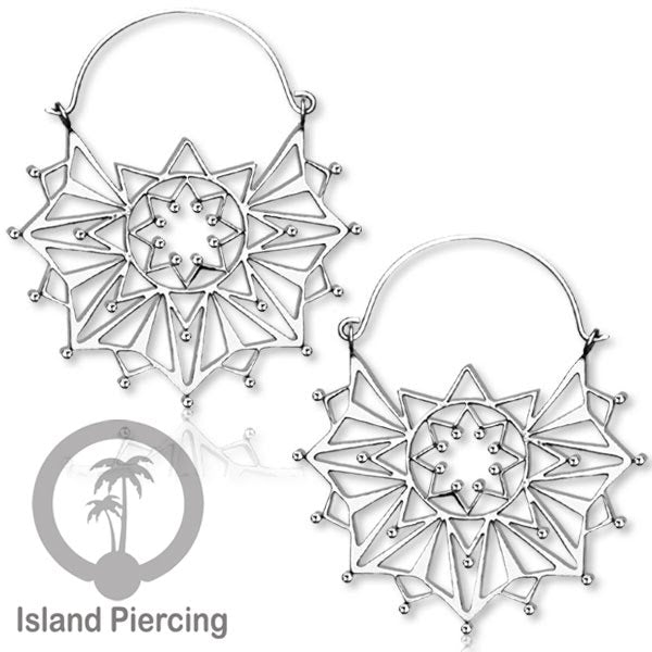 Anting stainless baja bedah warna silver motif yang istimewa