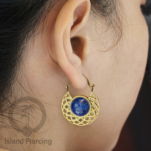 Anting stainless steel warna Gold dengan batu semi mulia asli